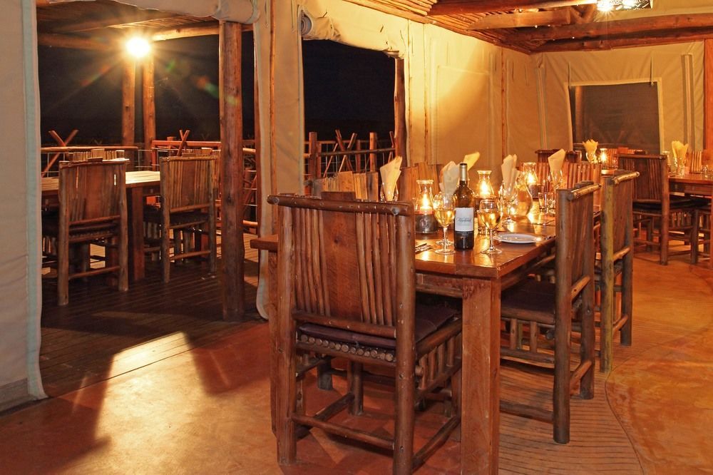 Xaus Lodge Twee Rivieren Экстерьер фото