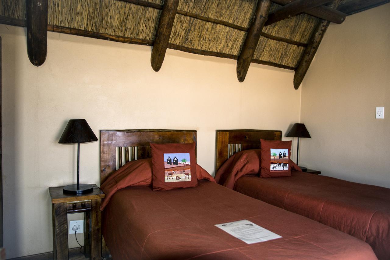 Xaus Lodge Twee Rivieren Экстерьер фото