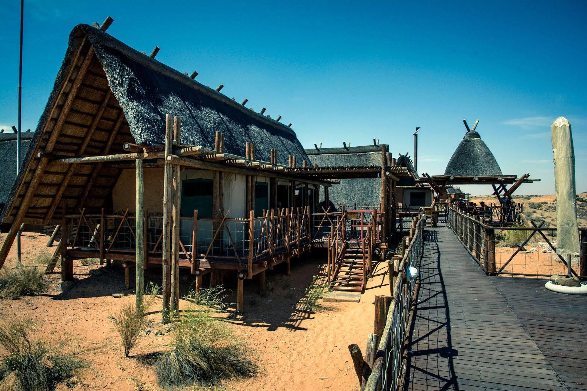 Xaus Lodge Twee Rivieren Экстерьер фото