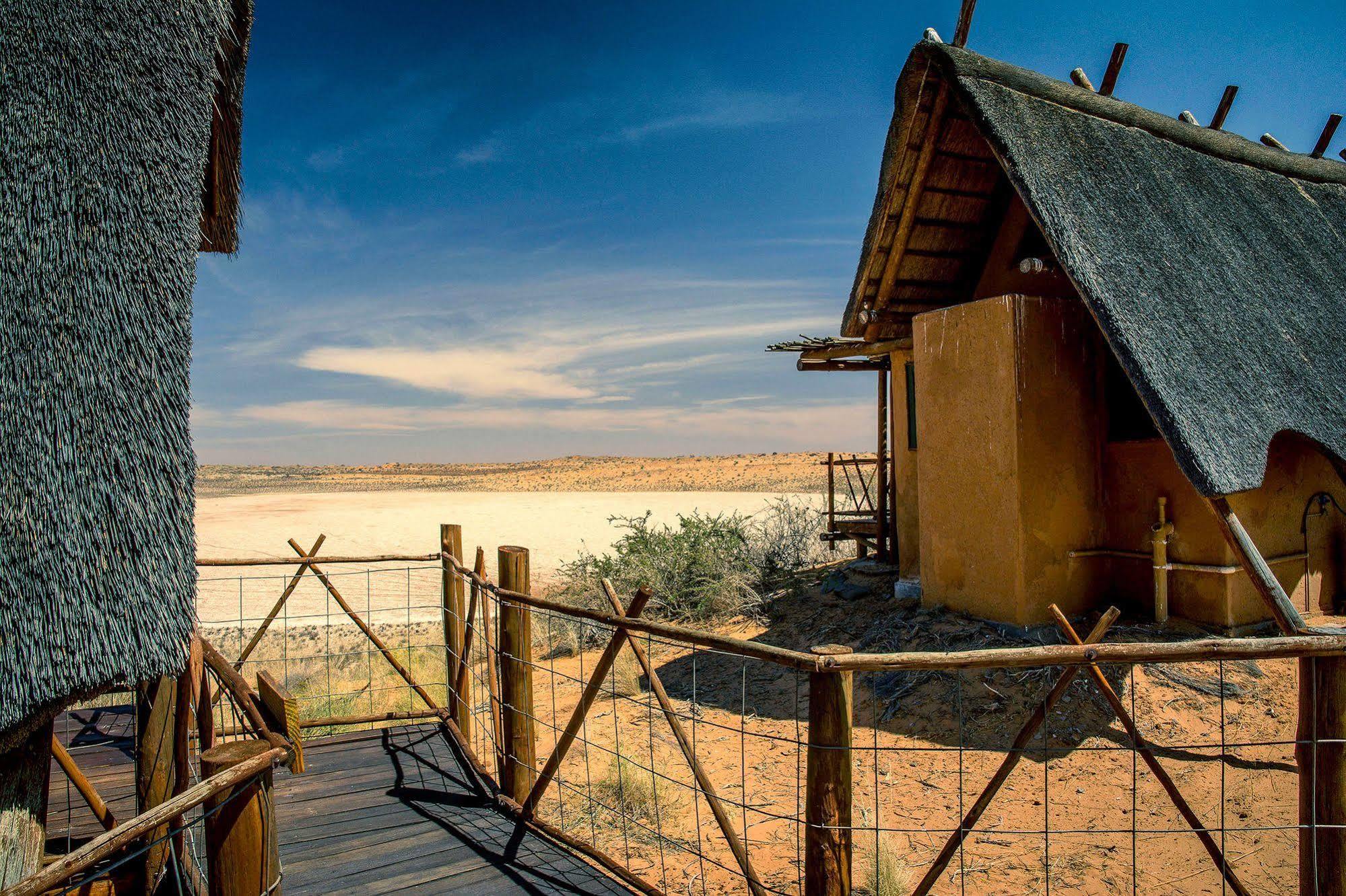 Xaus Lodge Twee Rivieren Экстерьер фото