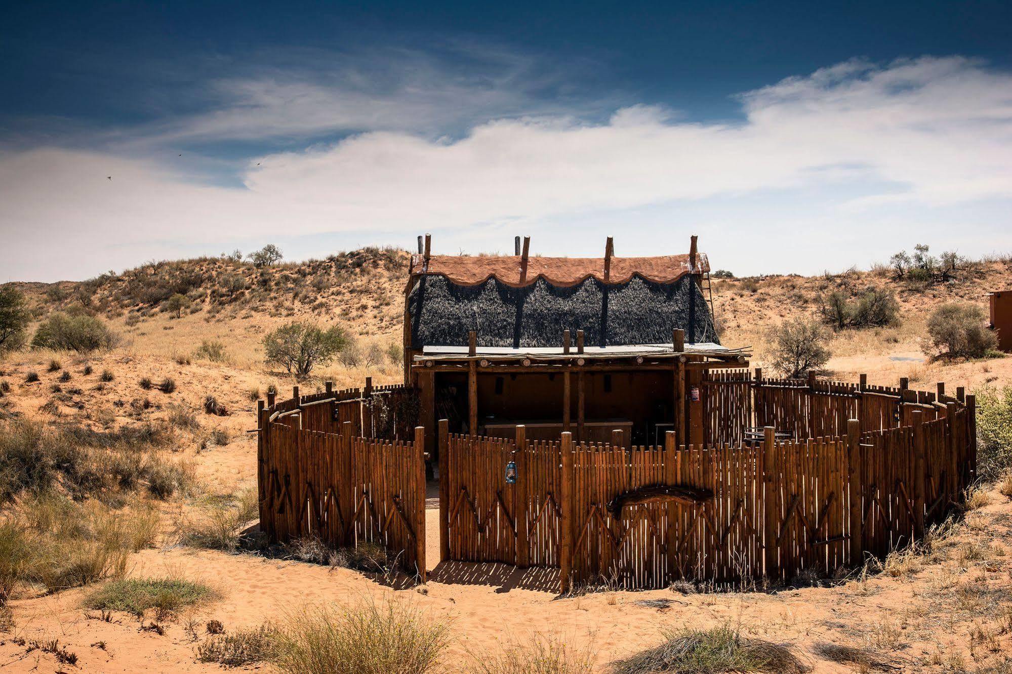 Xaus Lodge Twee Rivieren Экстерьер фото